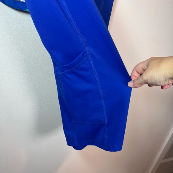 Old Navy Active Womens PowerSoft Square-Neck Athletic Dress Geometric Size Small - Picture 13 of 15